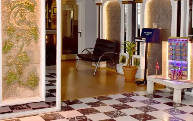 Hotel Tütün