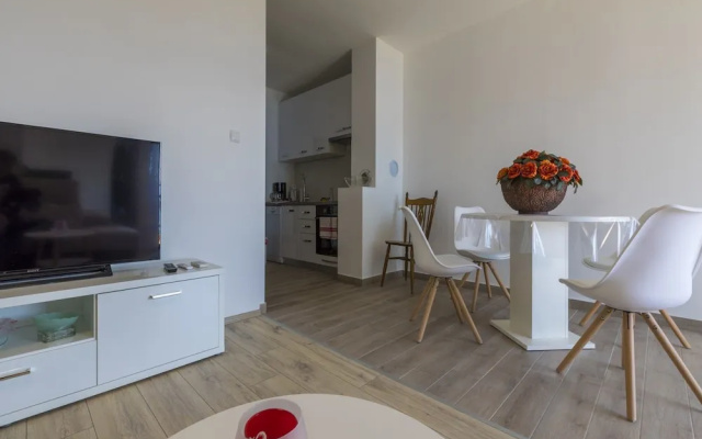 Apartment Vedry