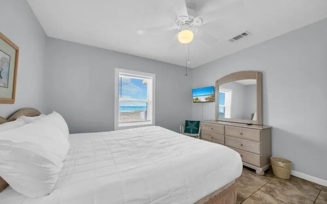 Belles Beach House