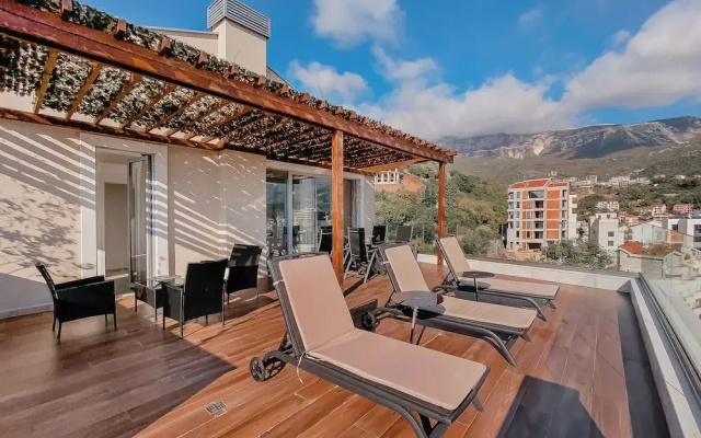 The Luxury Horizon Penthouse