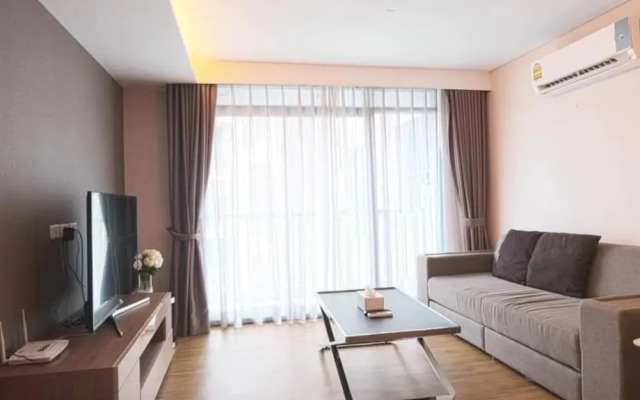 Апартаменты Locals Sathorn Siamese Nang Linchee
