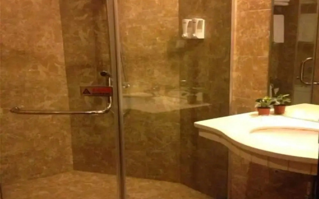 Jinyi Hotel