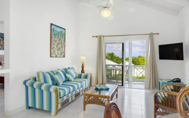 Shoal Bay Villas
