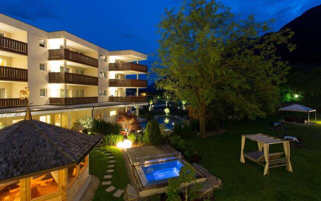 Отель Wiesenhof Gardenresort Горнолыжный курорт Ортлер вид на фасад