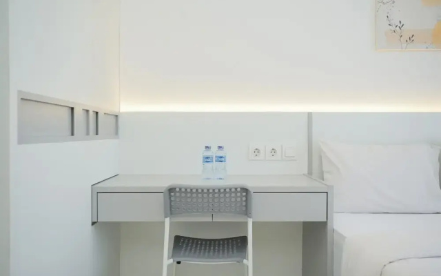 Fully Furnished And Tidy Studio Sky House Bsd Apartment