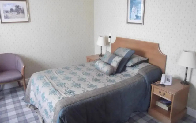 The Avalon Hotel - Guest House