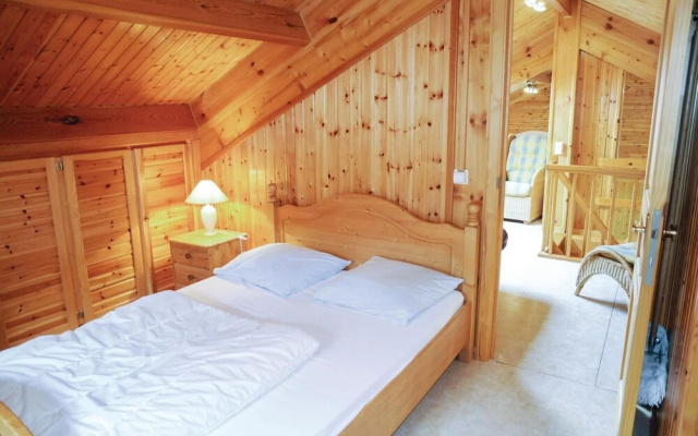 Stunning Home in Durbuy With 4 Bedrooms, Jacuzzi and Wifi