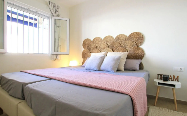 Amazing apartment in Murcia with shared swimming pool