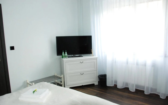 7th Room Guest House