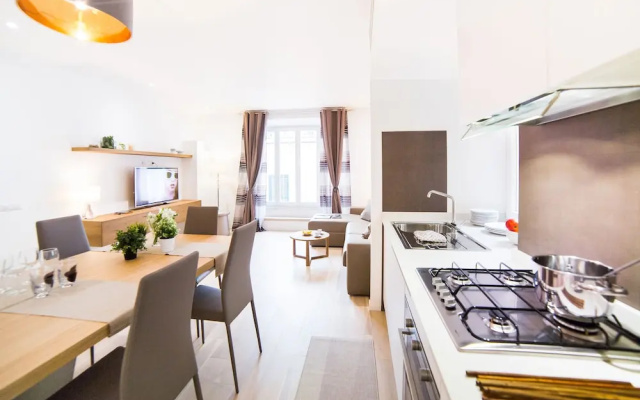 Rent In Rome Valentino's luxury Apartment