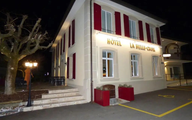 hotelImage