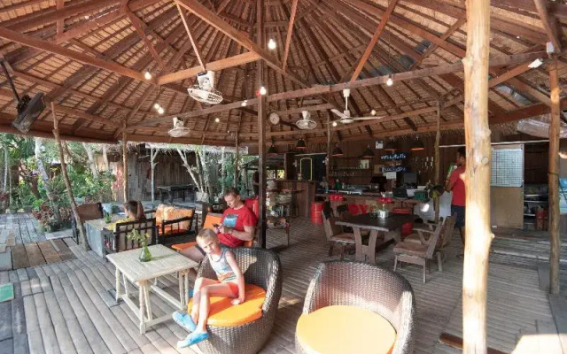 Oyo 693 Tree House Cottage