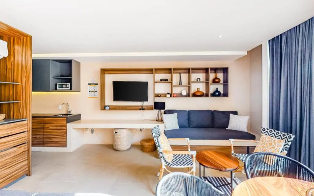 Sunset 203 at Riva