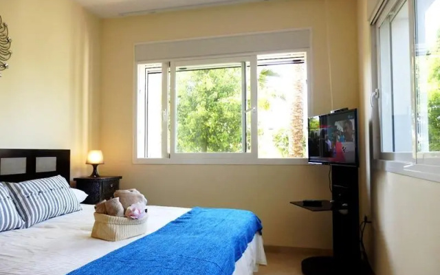 Apartment in Estepona, Malaga 101510