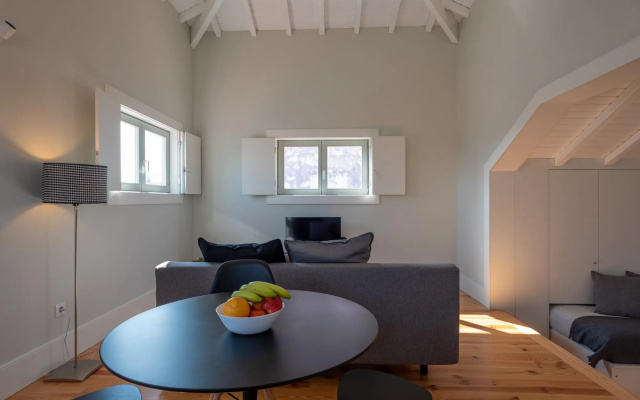 Oporto Rooftop Studio by Vacationy