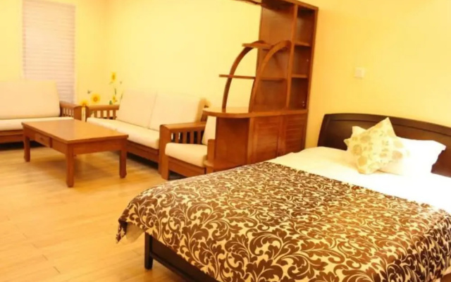 Huidong Seaside Apartment