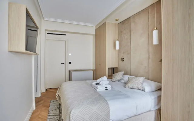Incredible Le Marais Apartment With Terrace
