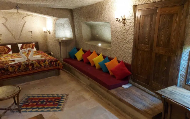 Armesos Cave Hotel