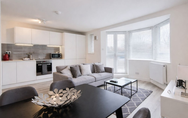 Roomspace Apartments -Kew Bridge Court
