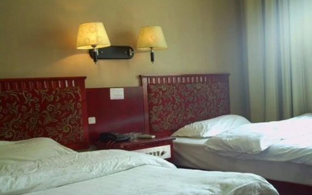 Chunse Nianhua Hotel