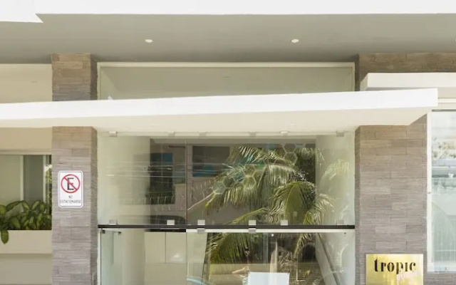 Tropic Playa Apartments by Homing Bird