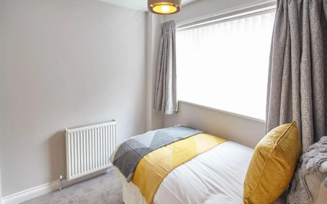Host Stay Sandling Court
