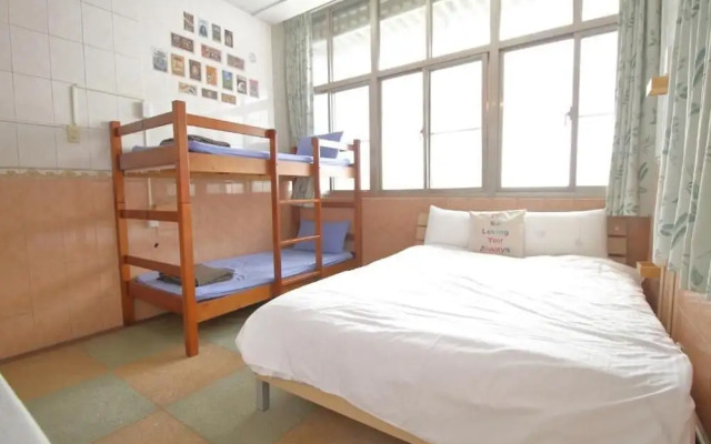 Good Man Hostel