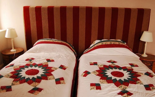 The Moelwyn Hotel & Restaurant