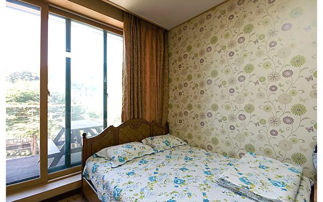 Hongchen Haeri House Pension