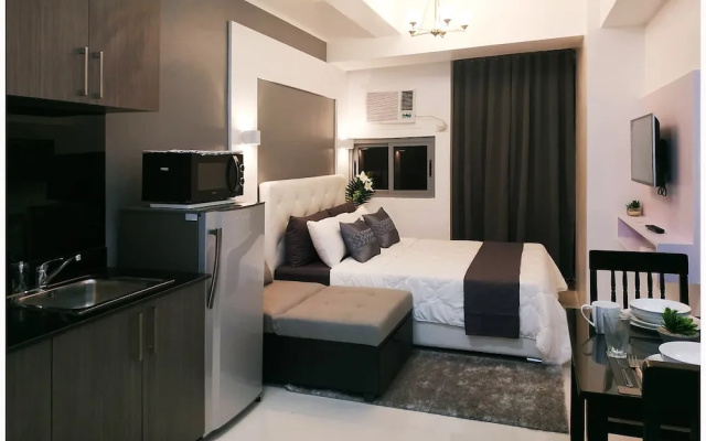 Les Luxe Rooms - Symphony Tower 2