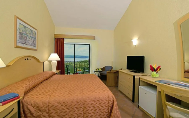 Occidental Allegro Papagayo (correct code 4511)