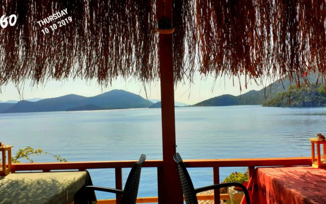 Bungalow with Pier, Terrace, View in Bozburun