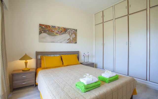 Castle Holiday Apartments