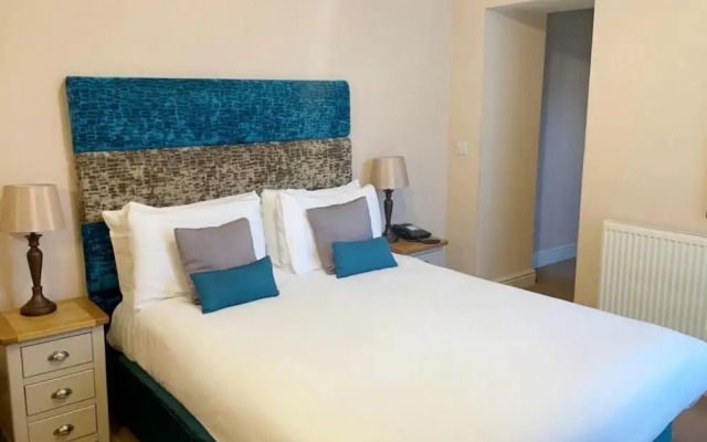 Caerwylan Hotel