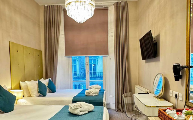 Queens Park Hotel