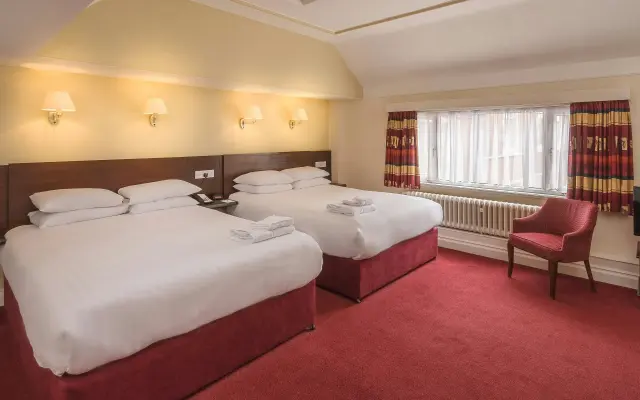 Crewe Arms Hotel