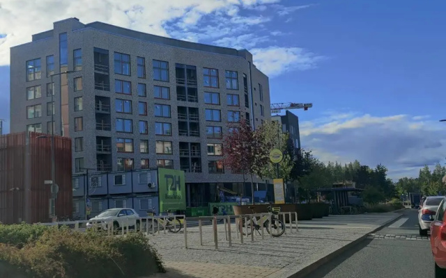 New Studio Wave near Airport