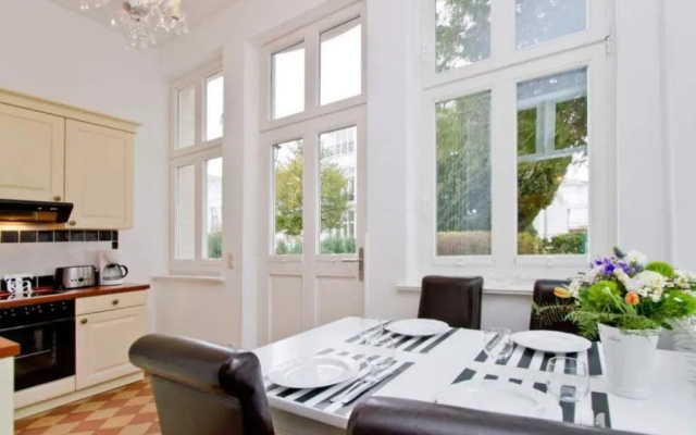 Villa Hartmann Drewitz App 01