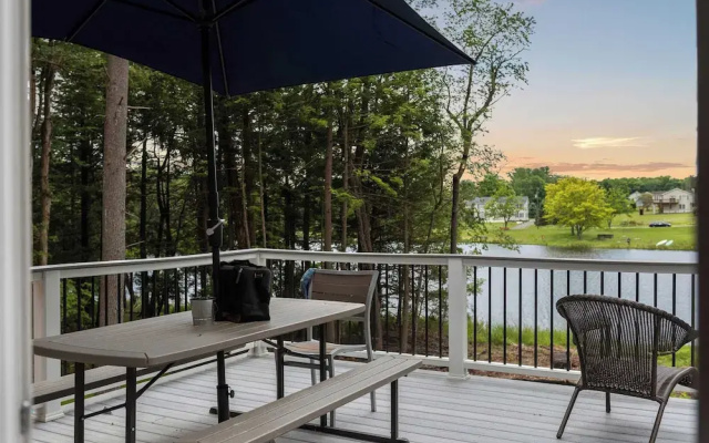 Nittany Cabin by Avantstay Lakefront, View, Firepit
