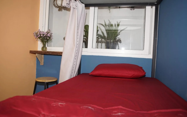 Uts Homestay - Hostel