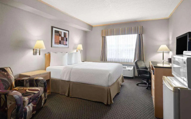 Travelodge by Wyndham Fort McMurray