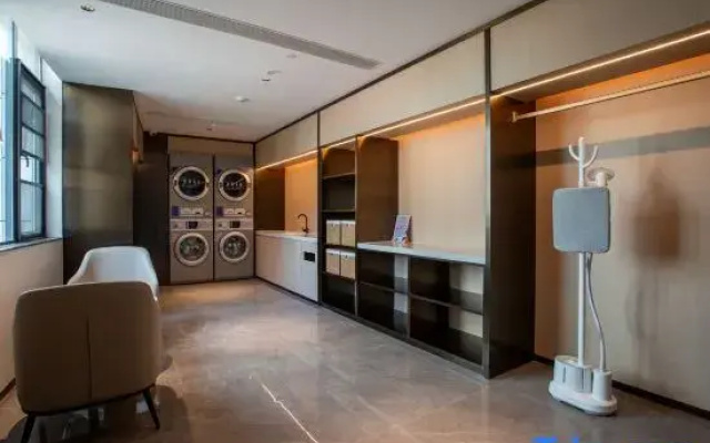 Starway Hotel (Xiangyang Renmin Square)