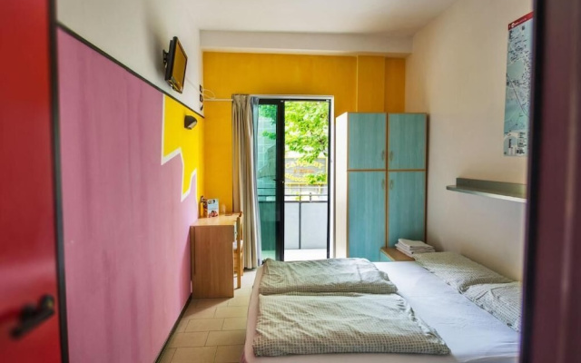 Hotel Elba Young People Hotels (ages: 16-35)