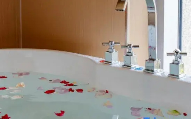 Libo International Hotel (Lu'an Wanda Plaza Branch)
