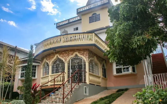 Vanvilla Guest House