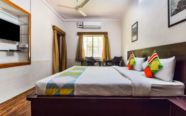 OYO 11874 Home Cozy Stay Goverdhan Villas