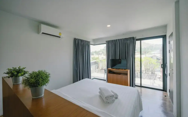 J & P Guest House