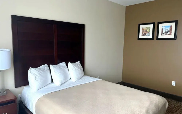 Lotus BLU Inn & Suites
