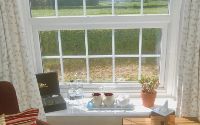 St Quintin Arms
