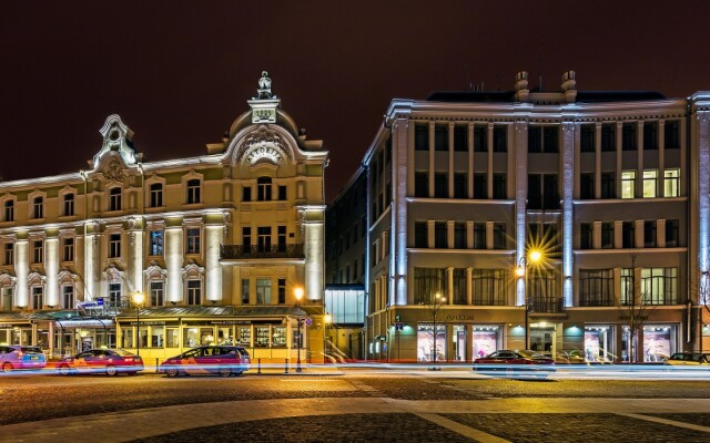 Отель Radisson Blu Royal Astorija Литва, Вильнюс - 3 отзыва об отеле, цены и фото номеров - забронировать отель Radisson Blu Royal Astorija онлайн вид на фасад